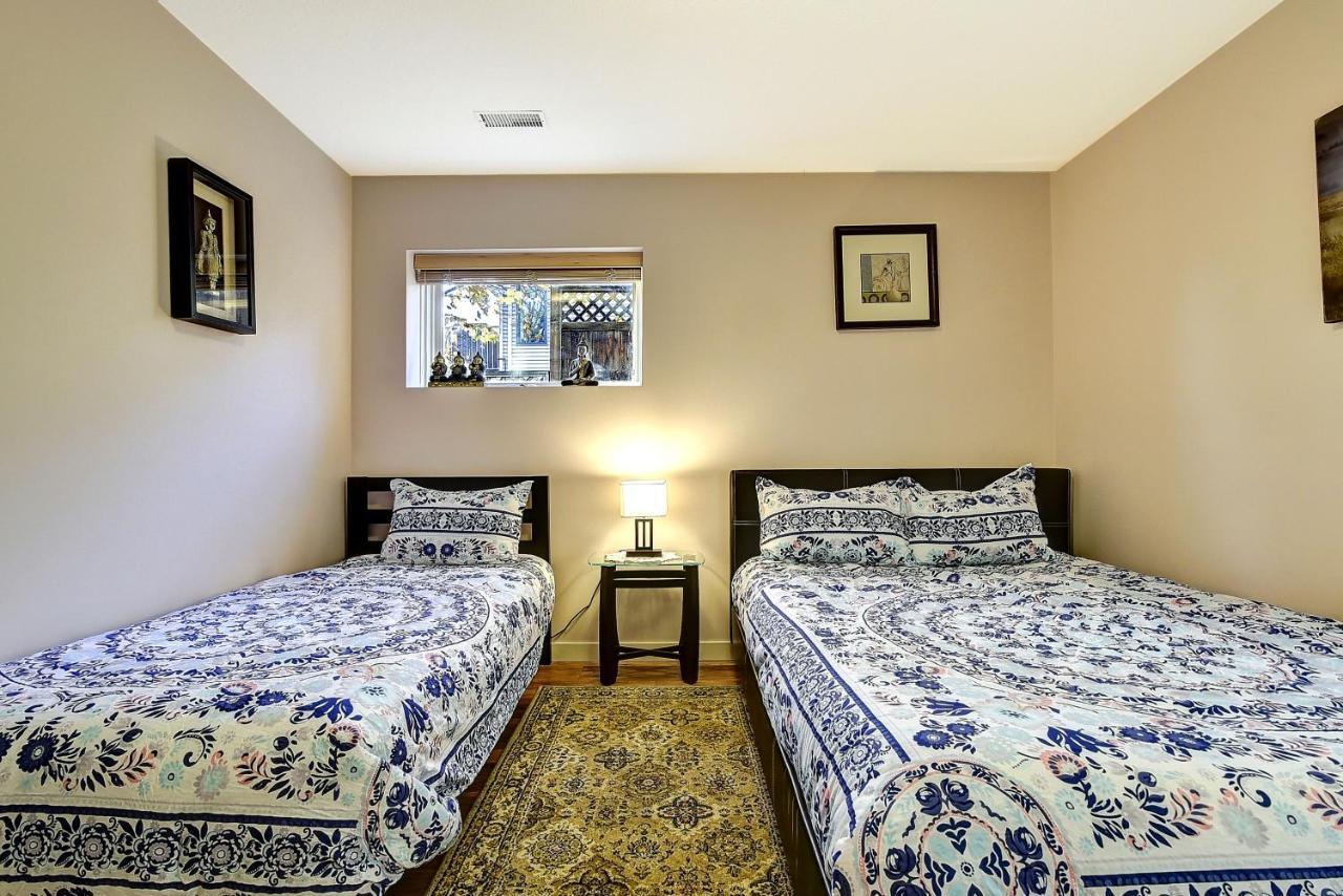 Rodee Homestay Вест-Келоуна Экстерьер фото